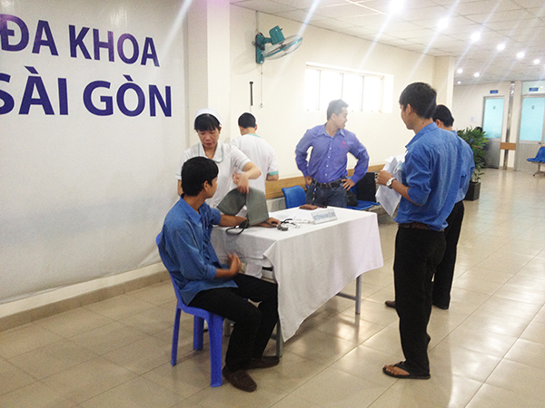 Khám sức khỏe định kỳ ngày 30-2-2015